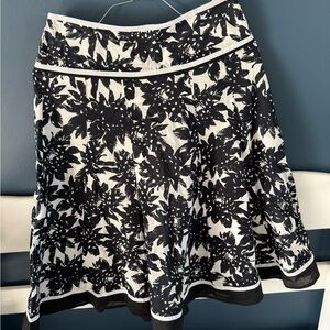 Jones New York Black and White A-Line Knee-Length Skirt